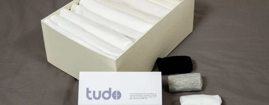 Xoay vòng theo mùa và xem xét tủ quần áo con nhộng