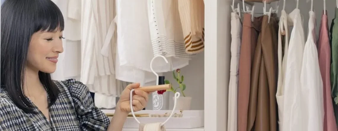 Tủ quần áo tinh tế hơn với phương pháp gấp quần áo của Marie Kondo
