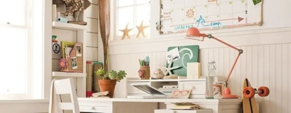 Bí quyết sắp xếp bàn học gọn gàng và khoa học (1)