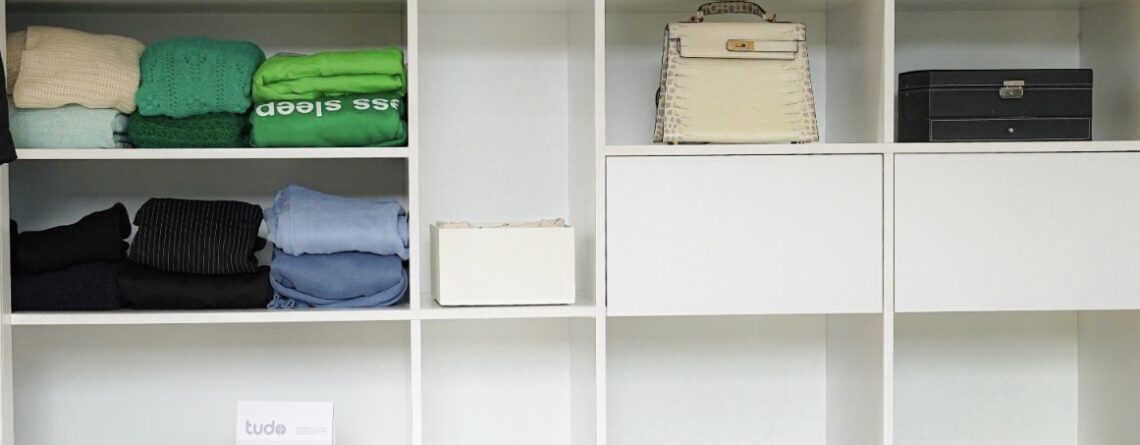 Phụ kiện cần thiết khi sắp xếp tủ đồ